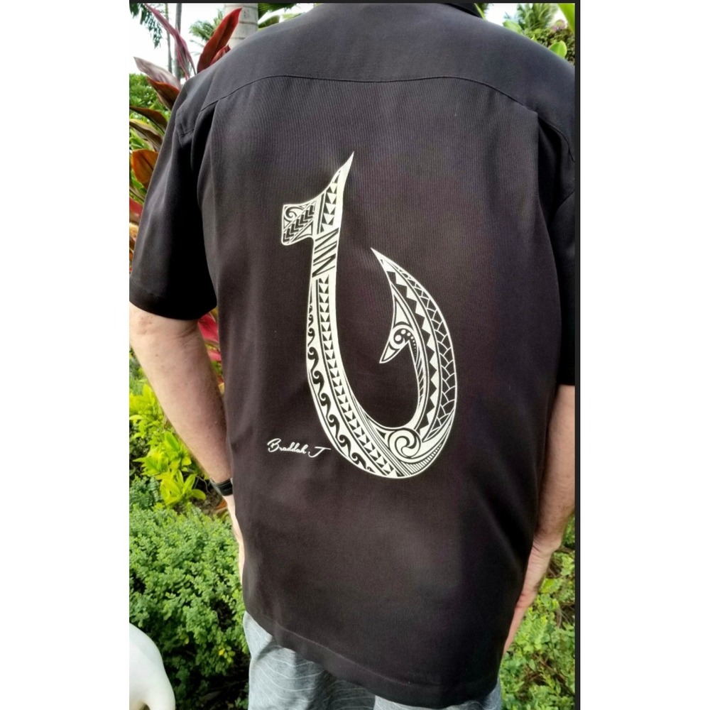 Harriton Braddah J Makau Fish Hook Shirt Mens 2XL Black Rayon Blend Camp M570